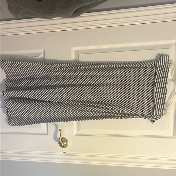 Anne Klein Black and White Striped Maxi Skirt - Picture 1 of 1